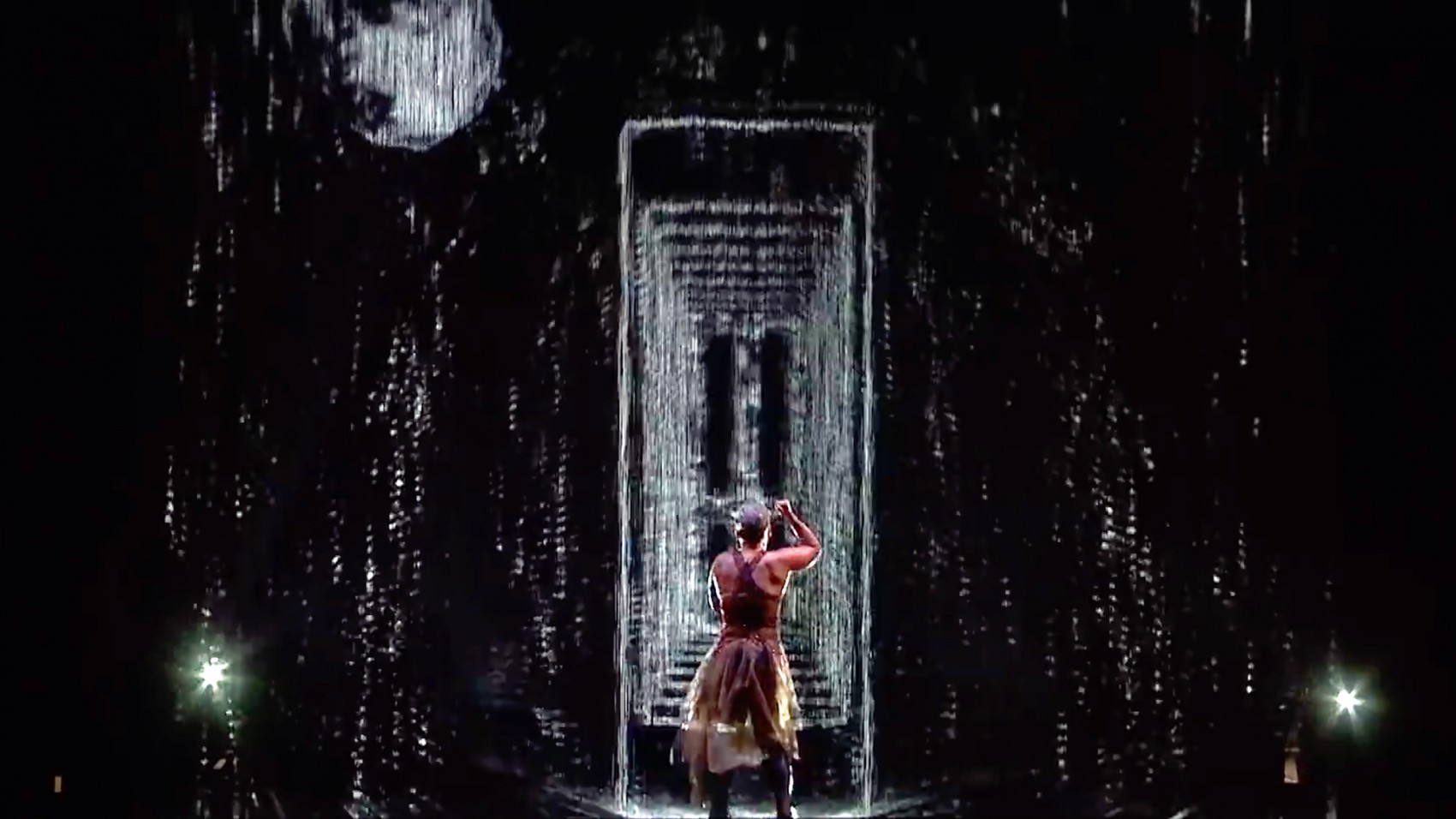 P!nk x BRIT Awards 2019 - Water Projection Performance_1 P!nk x BRIT Awards 2019 - Water Projection Performance_1